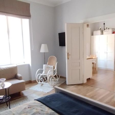 Dominique Apartment Krakau Buitenkant foto